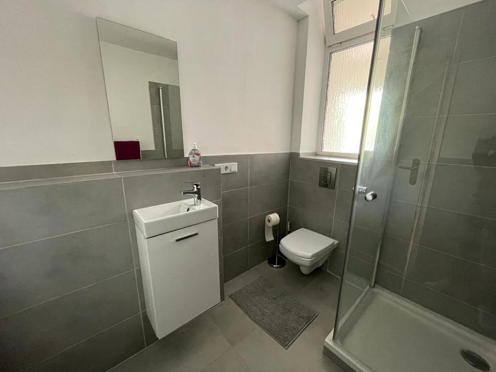 Bungalow Mit Terrasse 레겐스부르크 외부 사진